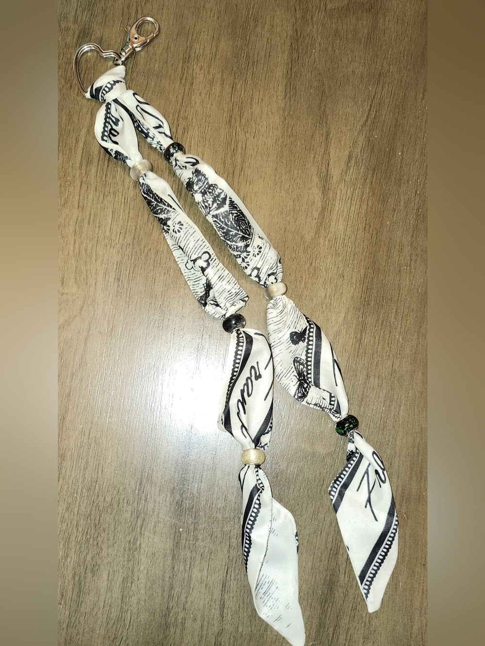 🔥Hand Crafted Black/white Paris France Twilly Key Chain/bag Charm